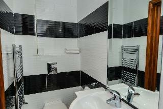 London Star Hotel