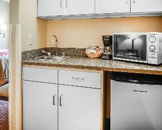 Hotel Quality Inn & Suites