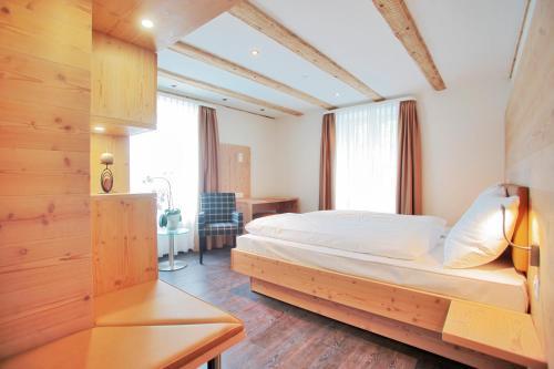 Hostal Gasthaus Zur Waldegg