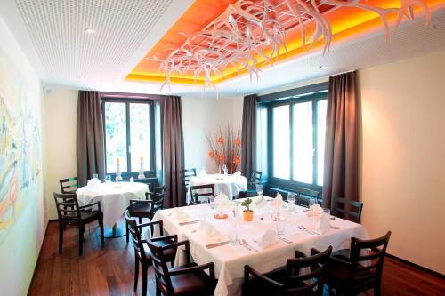 Hostal Gasthaus Zur Waldegg