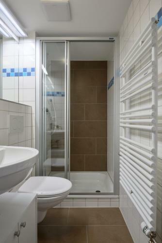 Hotel Hine Adon