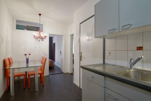 Hotel Hine Adon