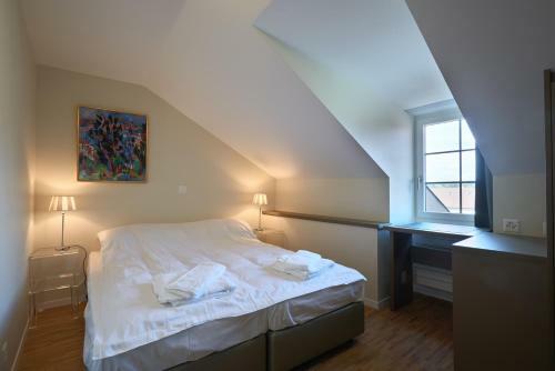 Hotel Hine Adon