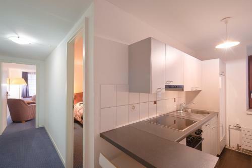 Hotel Hine Adon