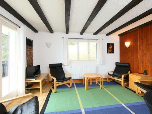Apartment Regina II Arveyes