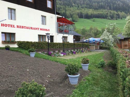 Hotel M�hlebach - Restaurant Moosji