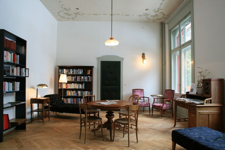 Hotel Kurhaus Berg�n