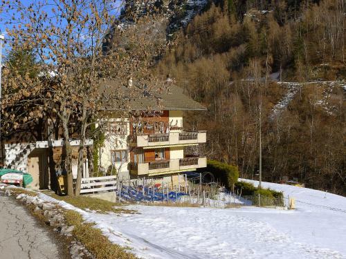 Apartment Alte Dorfstrasse Kalpetran