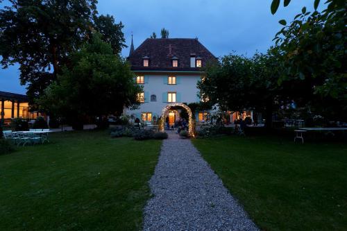 Posada Schloss �berstorf