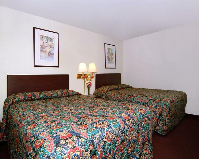 Hotel Rodeway Inn Farmington