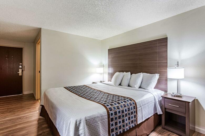 Hotel Rodeway Inn Farmington