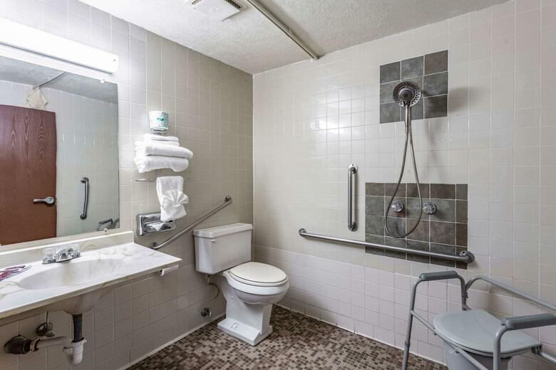 Hotel Rodeway Inn Farmington