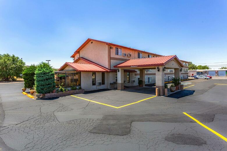 Hotel Rodeway Inn Farmington