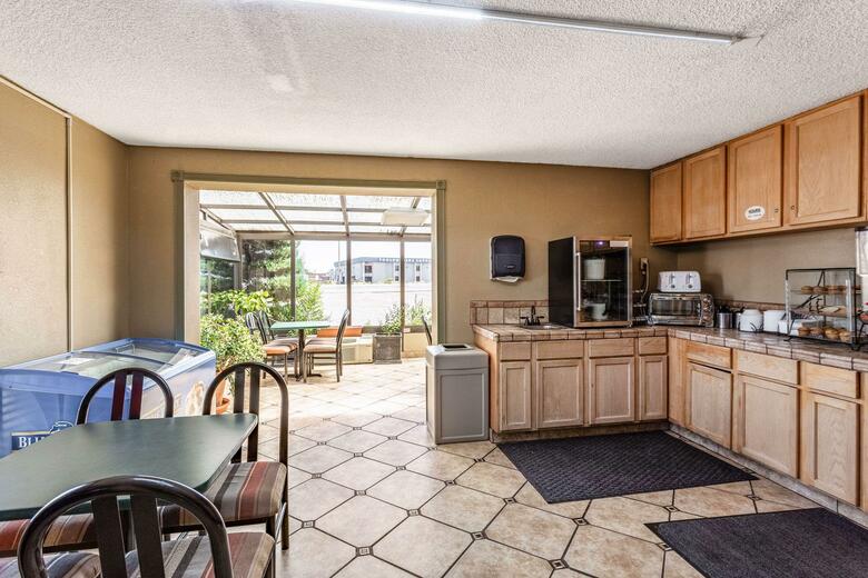 Hotel Rodeway Inn Farmington