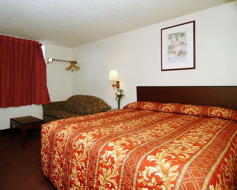 Hotel Rodeway Inn Farmington
