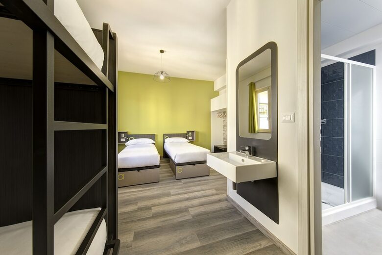 Albergue The Romehello