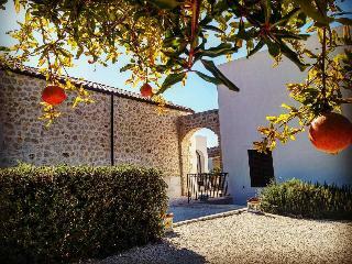 Hotel Borgo Giallonardo Country House
