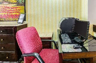 Hotel Quality Suites Altavista - Lynchburg South
