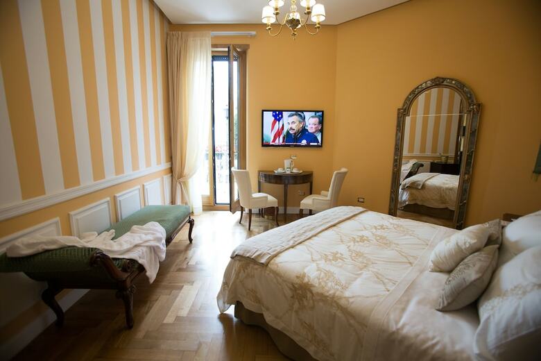 Hotel Royal Suite Trinit� Dei Monti