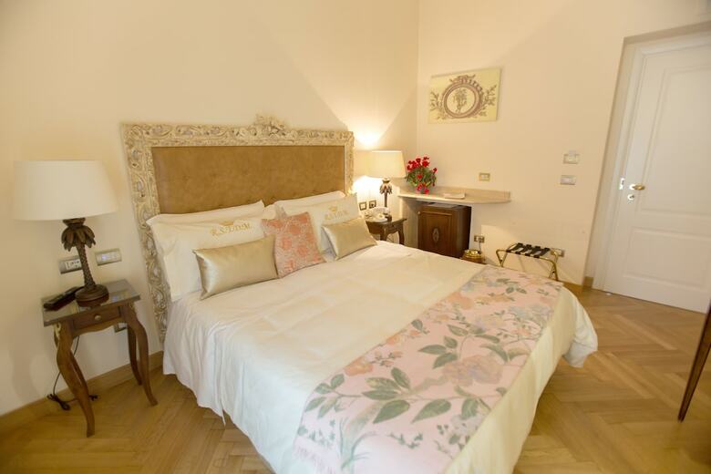 Hotel Royal Suite Trinit� Dei Monti