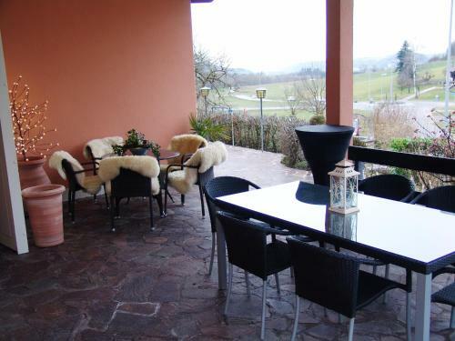 Posada Auberge De Vers Chez Perrin