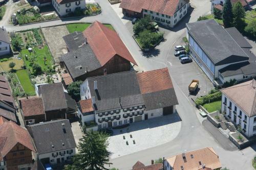 Hostal R�edi - Fasstastische Ferien