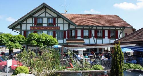 Hotel Restaurant Koi-gartenteich