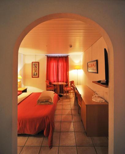 Hotel Ristorante Grotto Serta