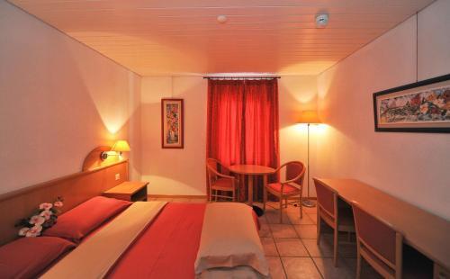 Hotel Ristorante Grotto Serta