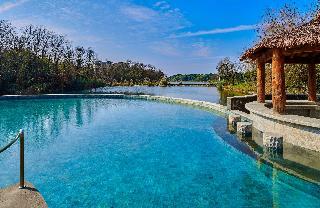 Hotel Lushan West Sea Resort, Curio Collection By Hilton