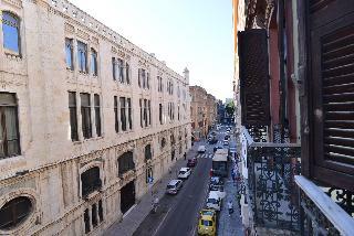 Hotel Izzhome Full Center Grand