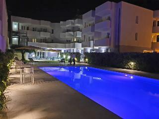 Travini Suite Hotel Residence