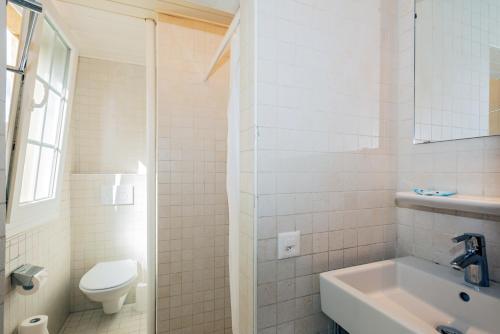 Hotel H�tel Du Cheval-blanc