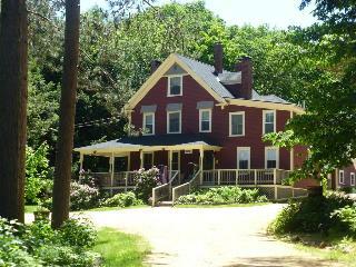 Hotel The Bartlett Inn