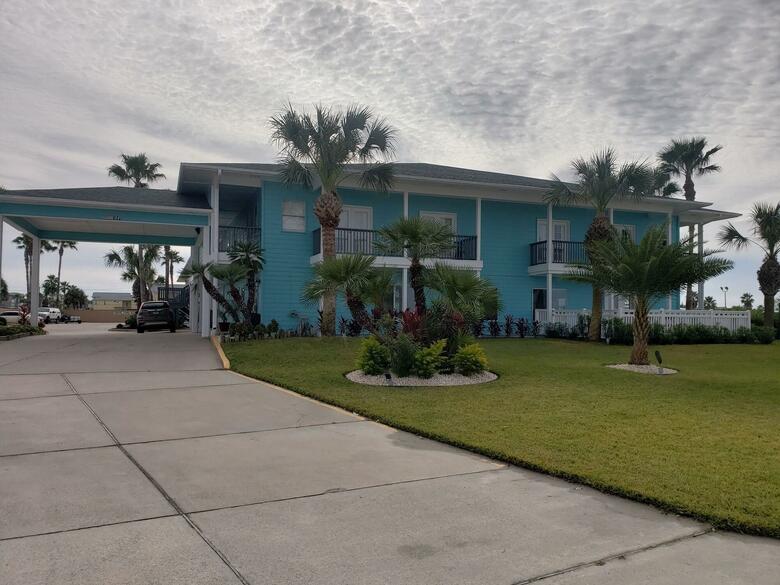 Hotel Mariner Inn And Suites