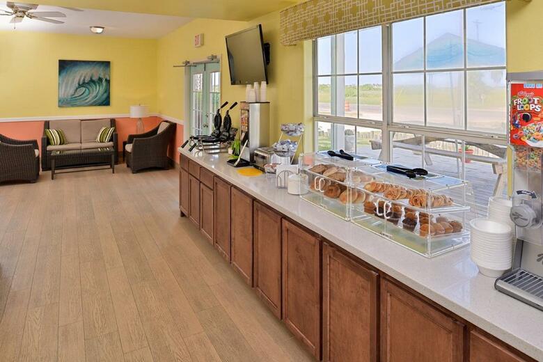 Hotel Mariner Inn And Suites