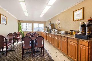 Hotel Super 8 By Wyndham Defiance