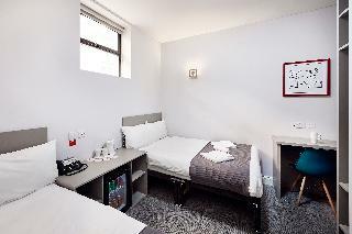 Hotel Townhouse 16 Ilford Hill