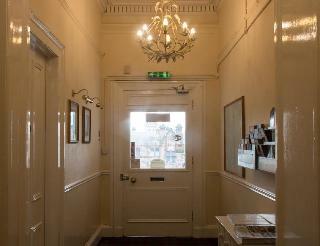 Willow Hotel