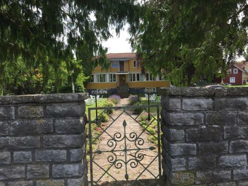 Hagaborg Bed & Breakfast