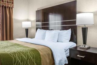 Hotel Comfort Inn & Suites