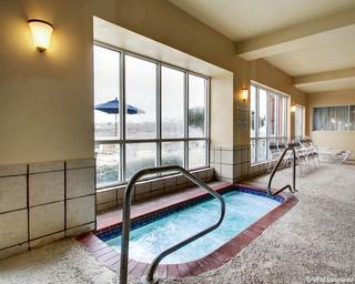Hotel Comfort Suites