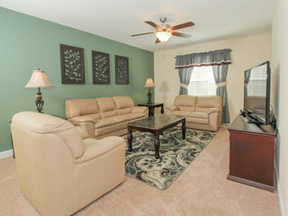 Villa 8860 Candy Palm Rd, Paradise Palms