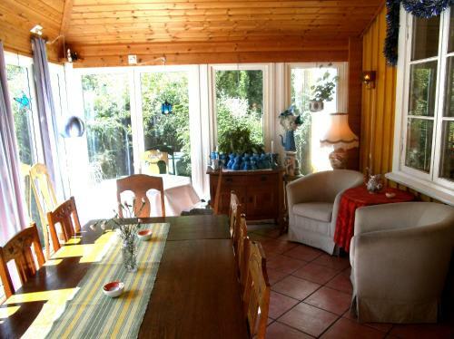Hostal Madam Bl� Hotel