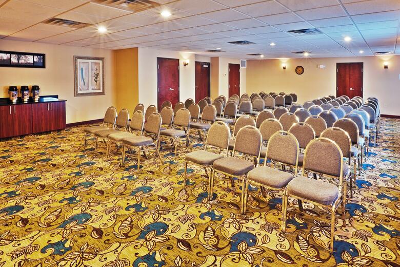 Hotel Holiday Inn Express And Suites Ponca City