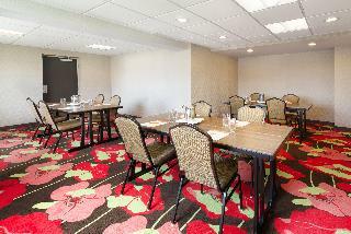 Hotel Indigo Cleveland Beachwood