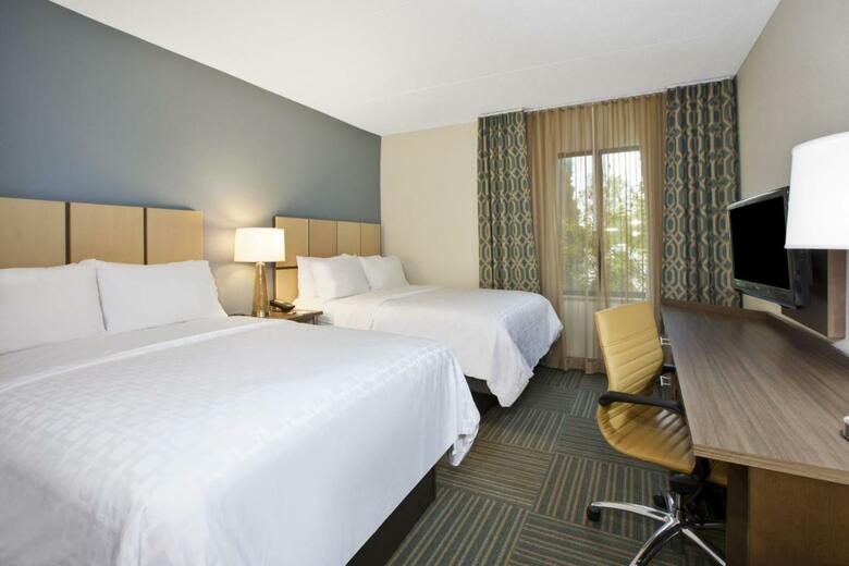 Hotel Candlewood Suites Grand Rapids Airport
