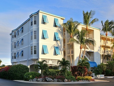 Hotel Ocean Pointe Suites