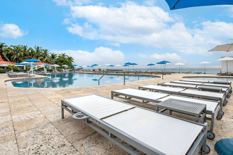Hotel Ramada Plaza Marco Polo Beach Resort