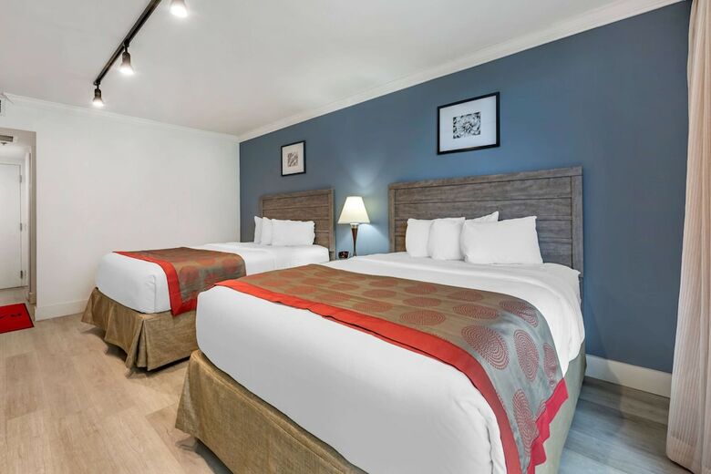 Hotel Ramada Plaza Marco Polo Beach Resort